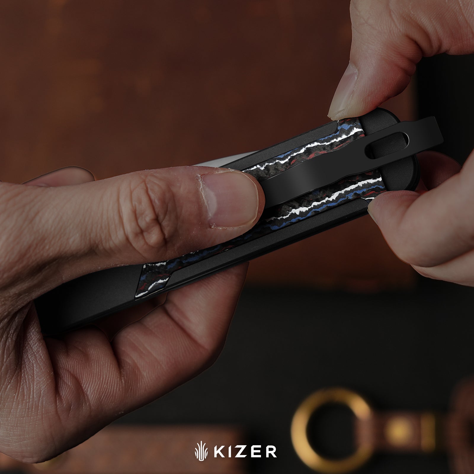 Militaw 315 KwikSwap™ | Kizer Clutch Lock™ | Elmax + Satin | Aluminum & Shipwreck CamoCarbon | KizerB™ 3634.31CDA2