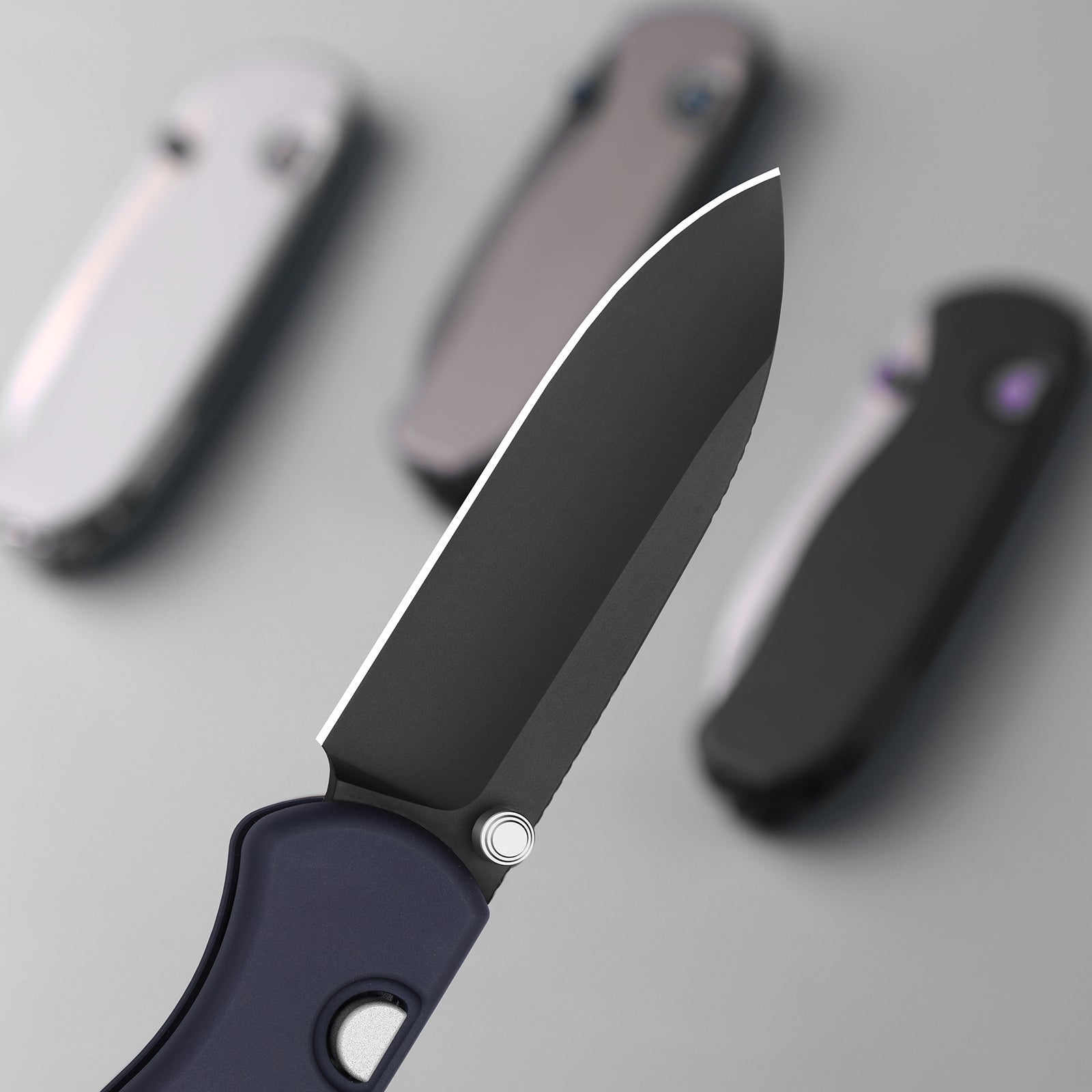 Drop Bear® Zero | Kizer Button Liner Lock™ | Elmax + DLC Ultra + Hollow Grind | Aluminum | KizerB™ 3619BDA1