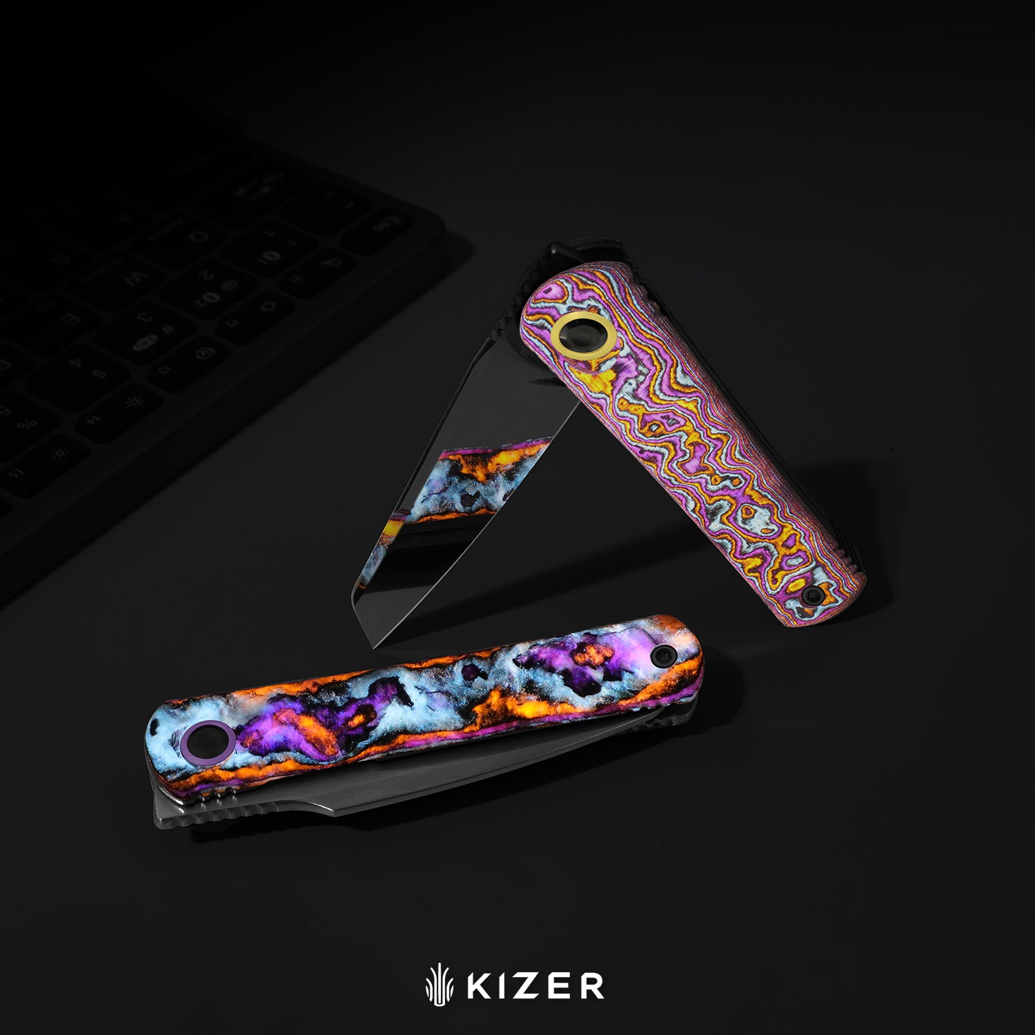 Feist 3 | CPM S90V + Polished DLC Ultra | Titanium (Matte DLC Ultra) & KizerNova™ Quartz | Hawkbill | KizerX™ 3499.3A8