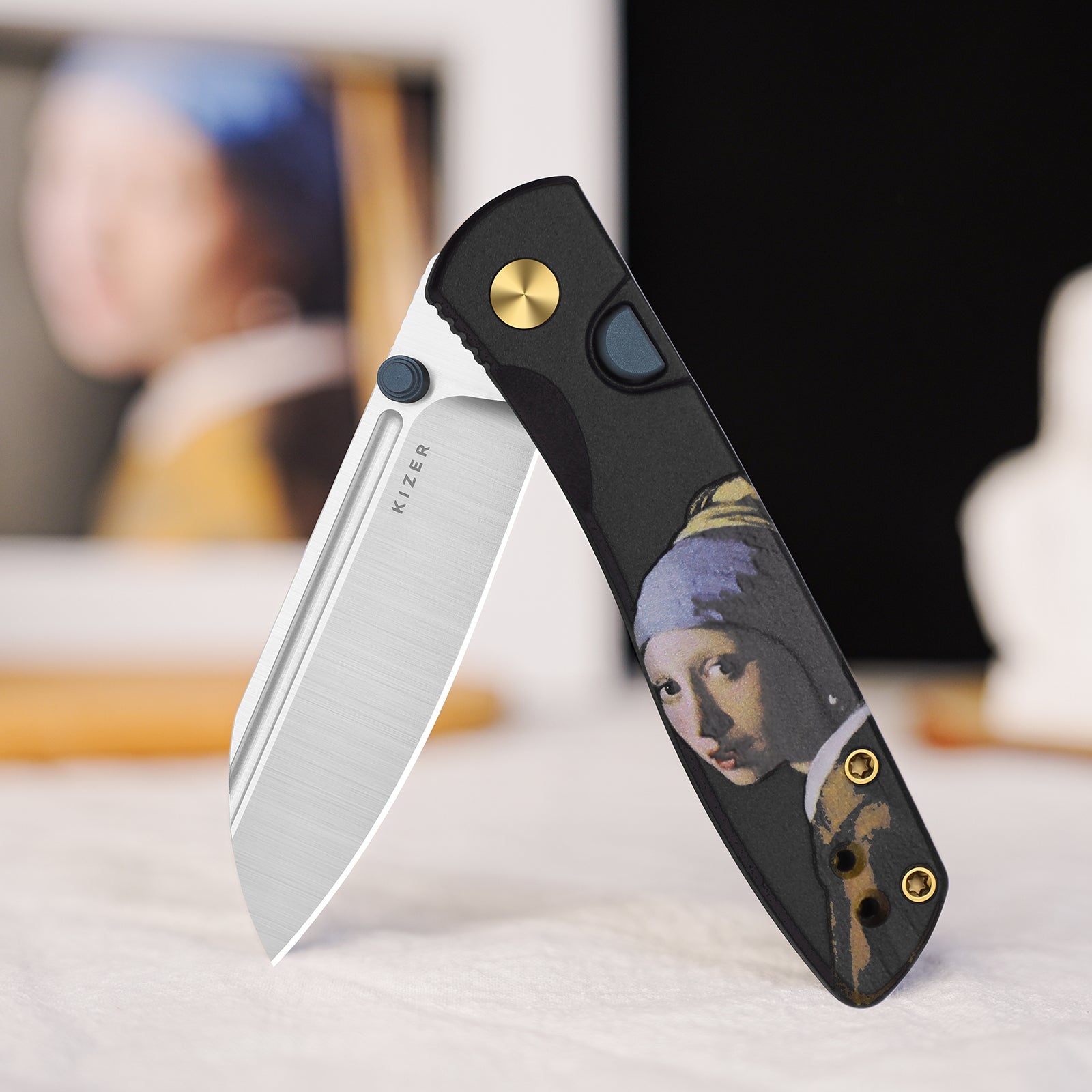 Renissance | Kizer Button Liner Lock™ | G10 | N690 + Satin | KizerV™ 3698A5