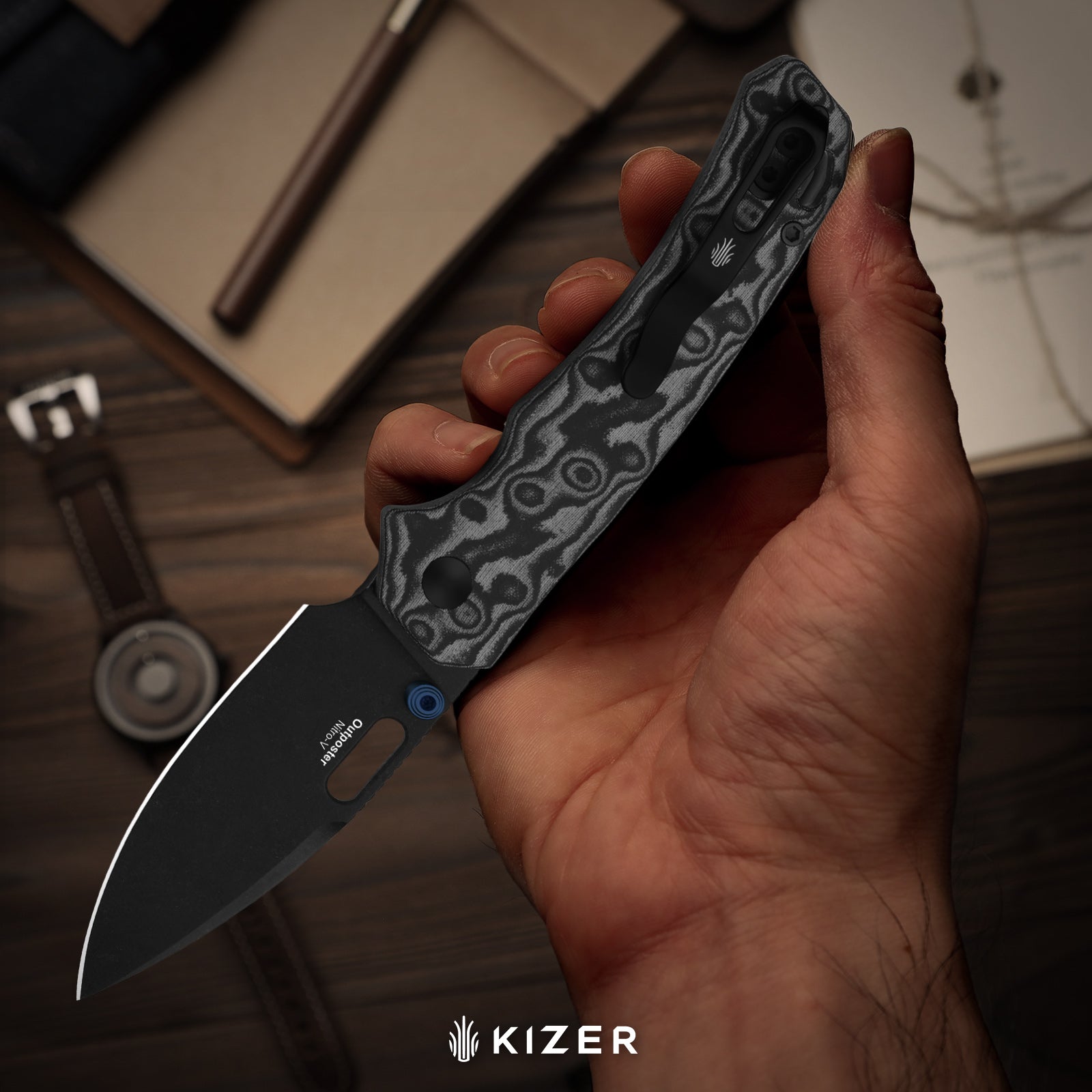 Outposter | Kizer Clutch Lock™ | Norplex UltreX™ Micarta | Nitro-V + Satin | KizerV™ 3802CDA1