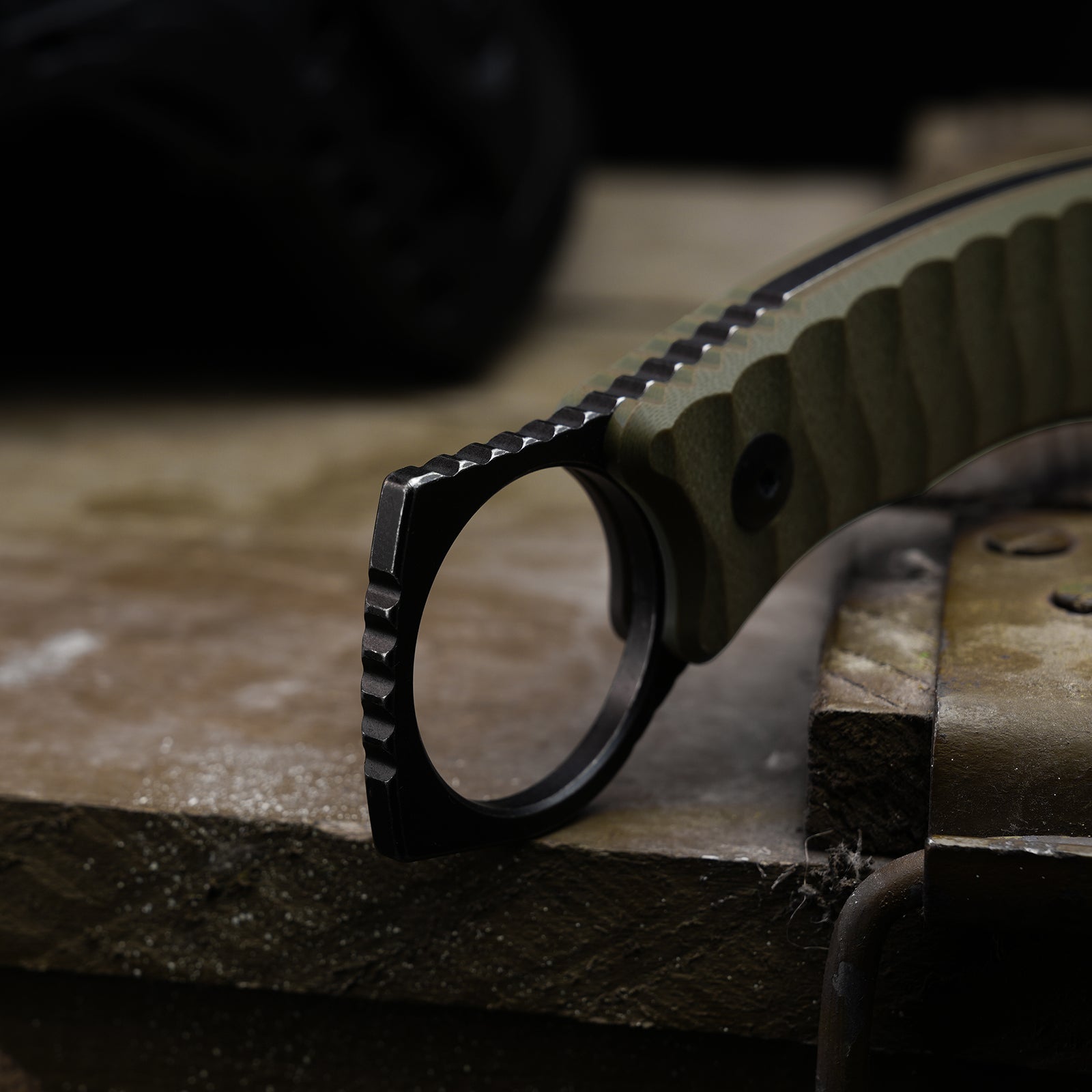 Billy Bones | Deep-Grooved G10 Handle|Lightweight Tactical | AEB-L | Fixed Blade | KizerV™ 1115A2