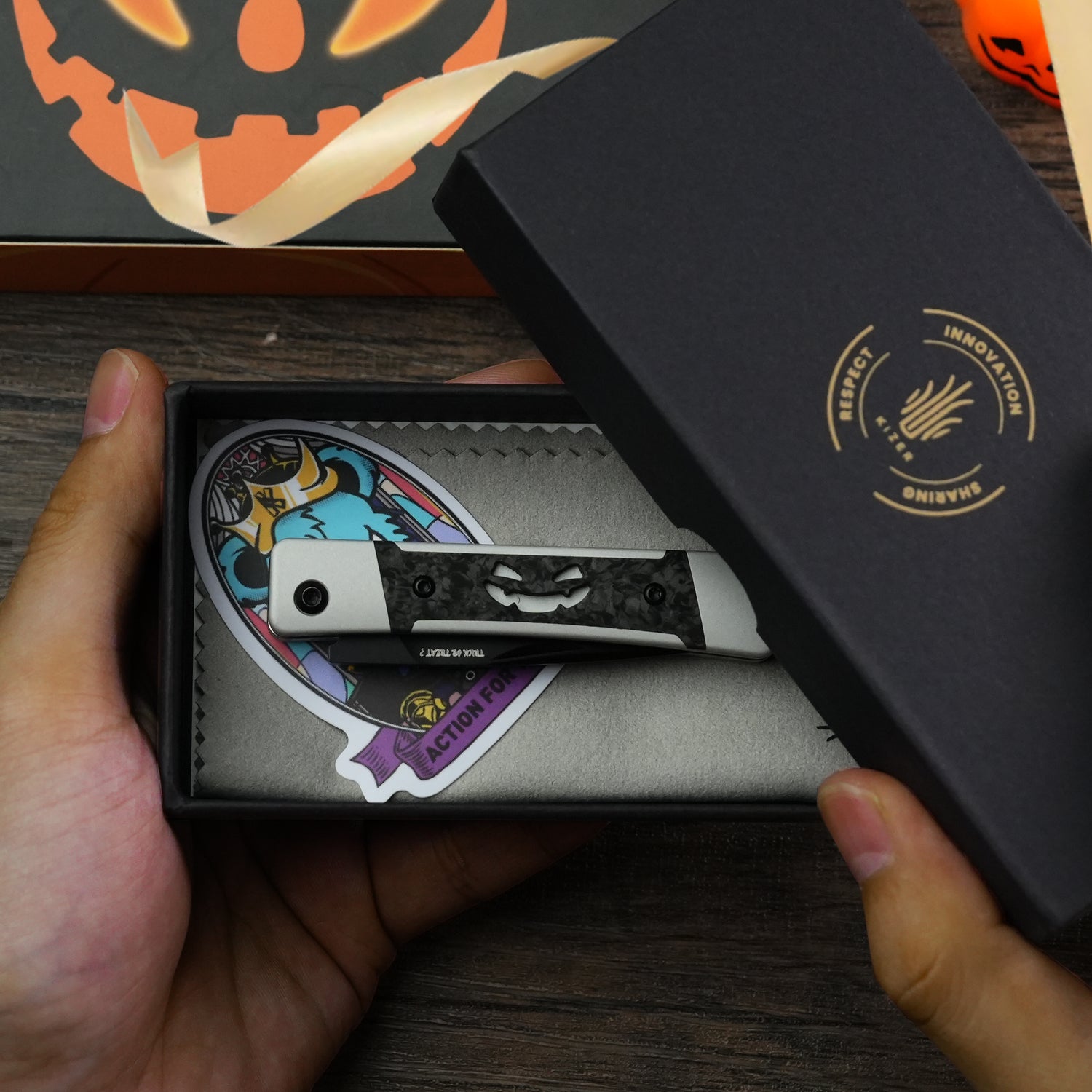 Halloween | Little Grand | Nitro-V | Aluminum & Carbon Fiber | KizerV™ 2670HW1 | Limited