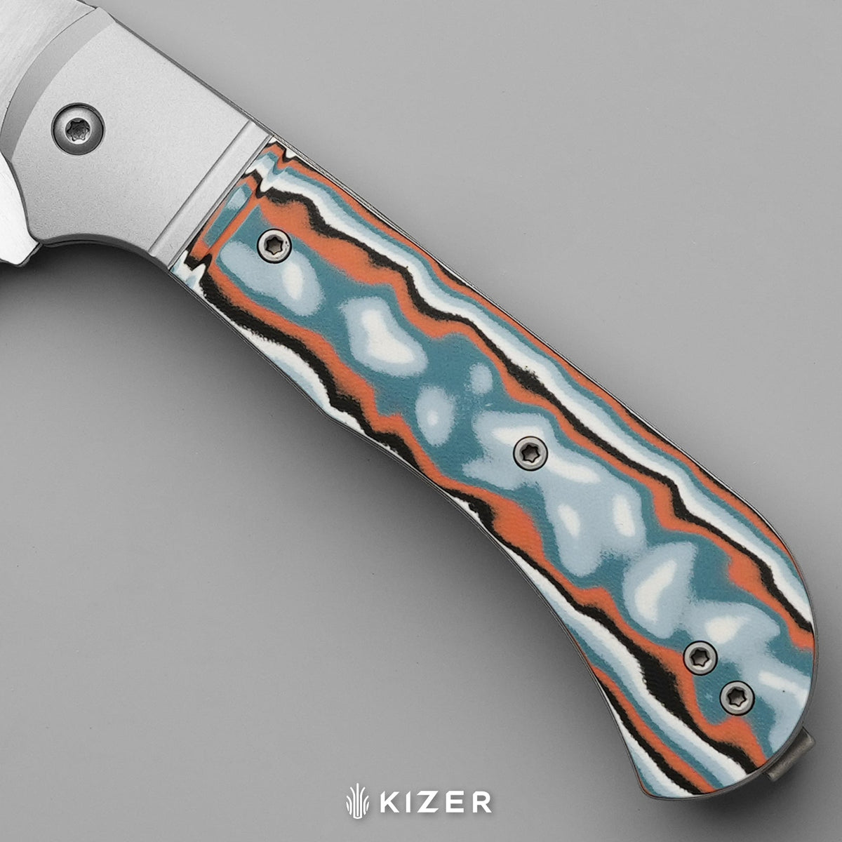 Trestle TP AirTi | BD1N Dual-Blade Clip Point & Spey Point | KStop™ 105° Half-Stop Trapper | Aluminum & vortex pattern micarta | KizerB™ 3761TPA2
