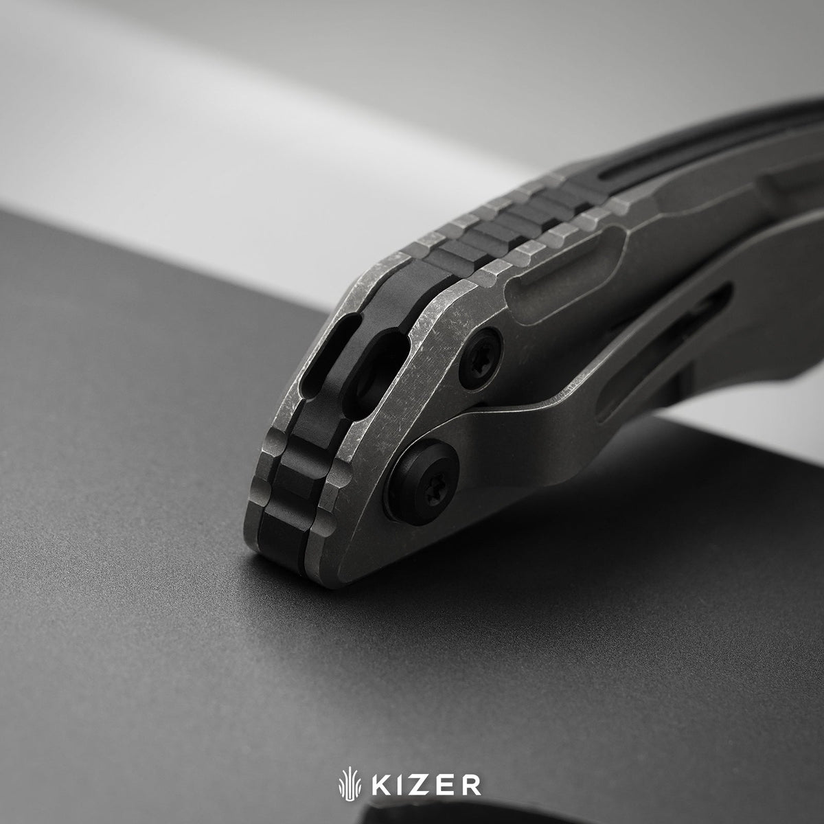 SILVER WING-LITE | S45VN+Black PVD Coating & Flat Brushed+Flat Grind | Titanium & Carbon Fiber | KizerB™ ZX-FK09A1