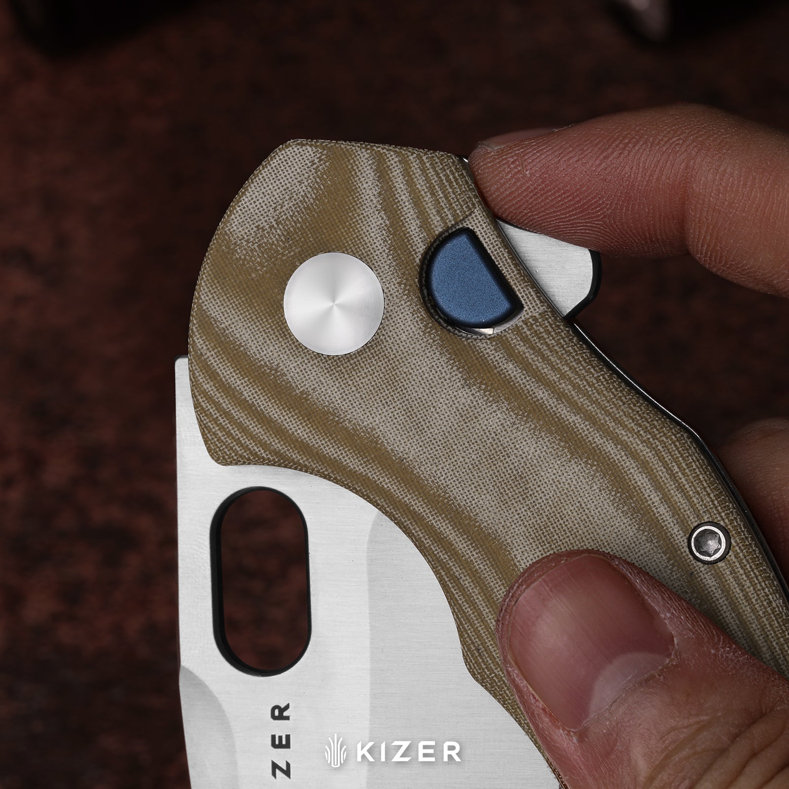 Roach XL | Kizer Button Liner Lock™ | 14C28N | Micarta | KizerV™ 4477BDA2