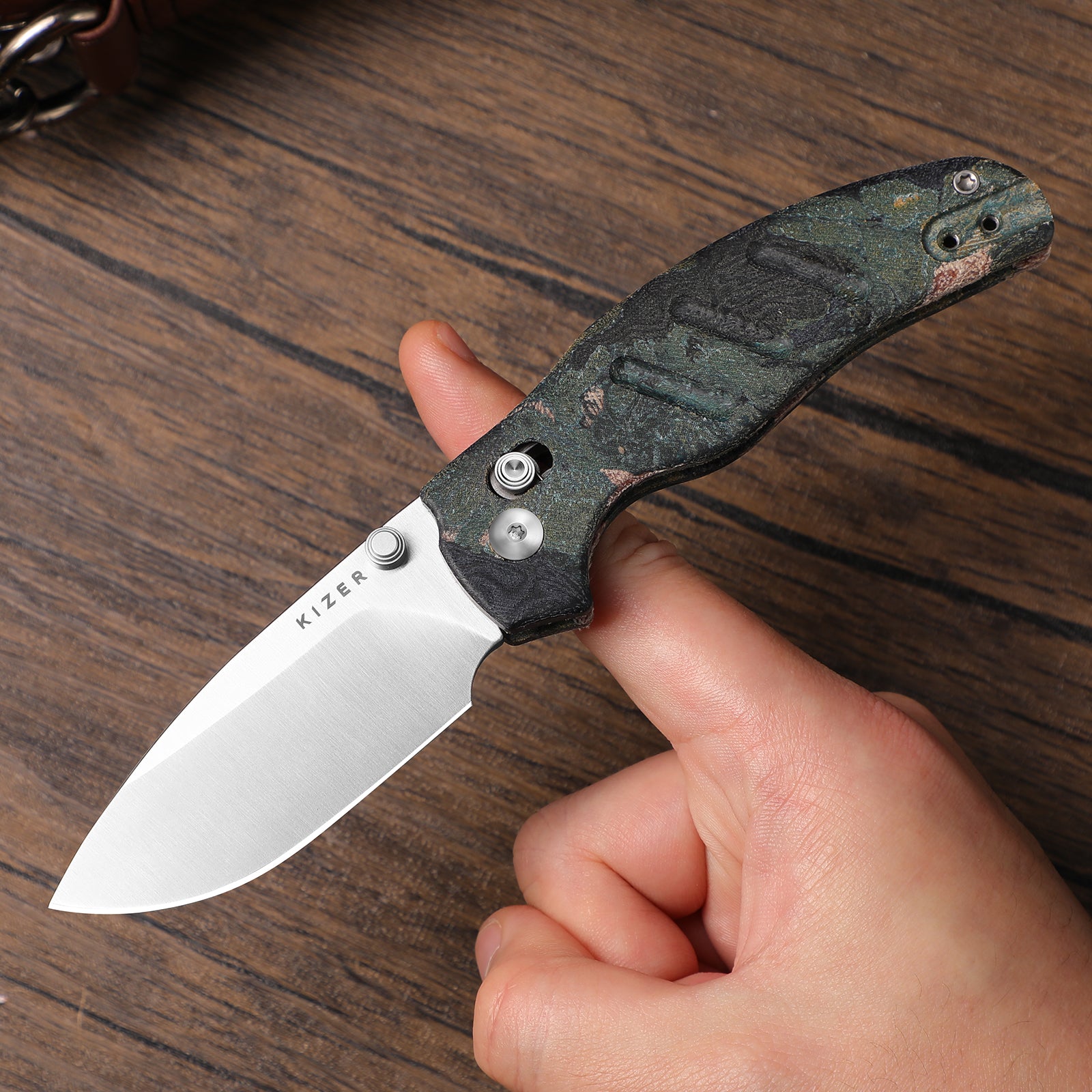 Sheepdog® C01C 2.9 BS | Current Micarta (Orange Burl Canvas) | Kizer Button Liner Lock™ | Nitro-V | KizerV™ 3488.29BSA3