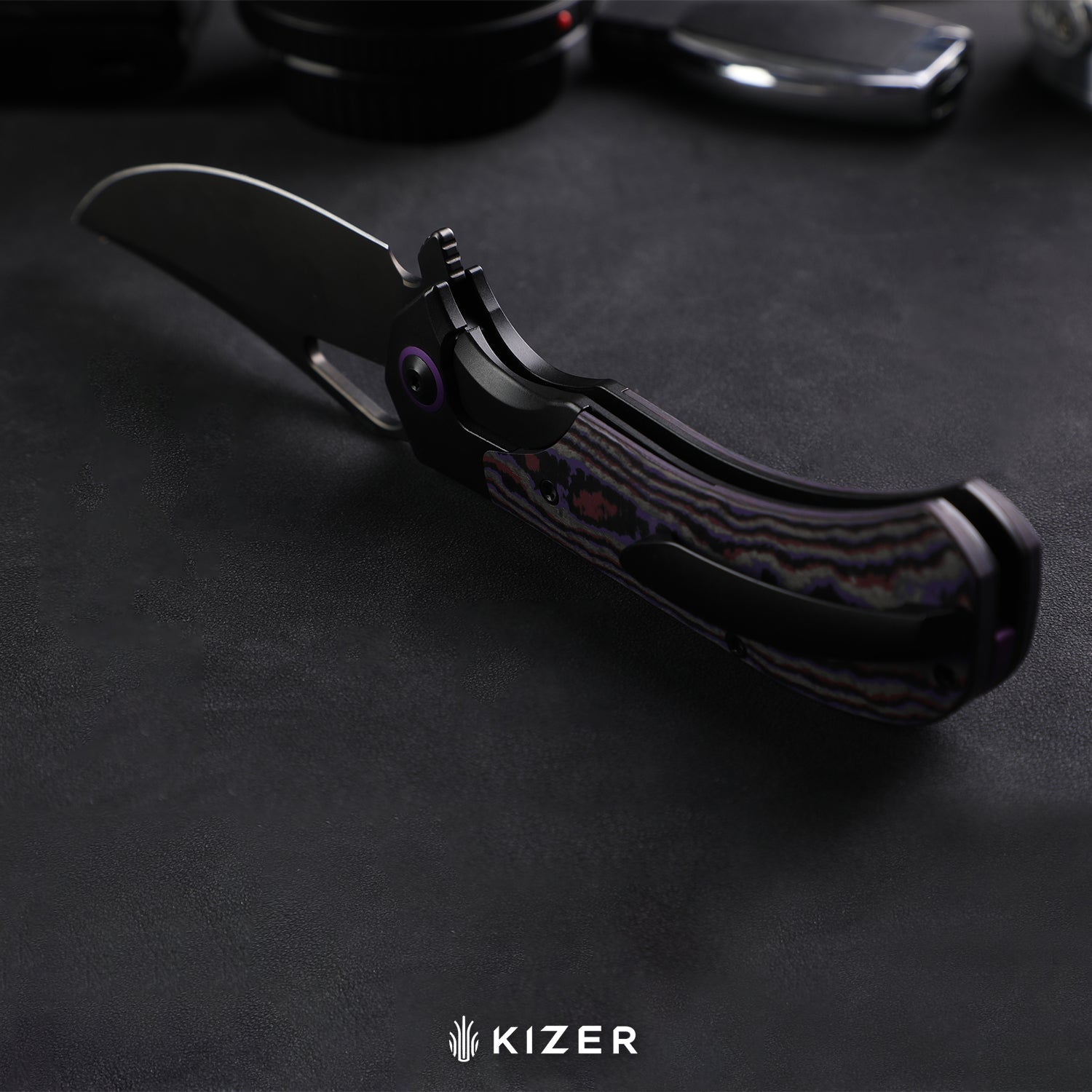 Cyclone | Frame Lock | Titanium & Carbon Fiber | S35VN+Satin Finish | KizerB™ 3734A2